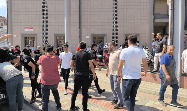 Telefon tamiri tartışması baltalı kavgaya döndü