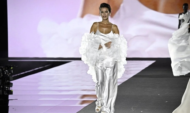 Türkiye'yi L'Oréal Paris'in güzellik elçisi Pınar Deniz temsil etti!