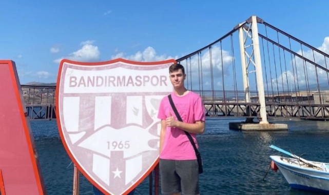 Umut Cem Akıncı Bandırmaspor'a transfer oldu