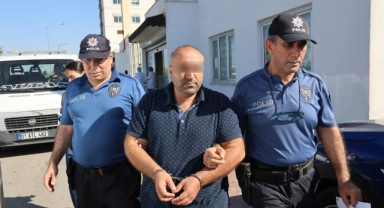 Uyuşturucu sattığını iddia ettiği komşusunu öldürdü