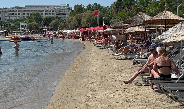 Yerli turistlerin tatil keyfi bitti, yabancıların Bodrum'daki eğlencesi devam ediyor