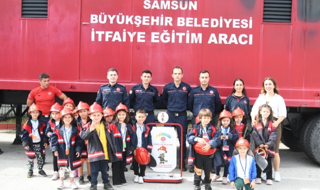 5 bin 250 çocuk, itfaiye gönüllüsü oldu