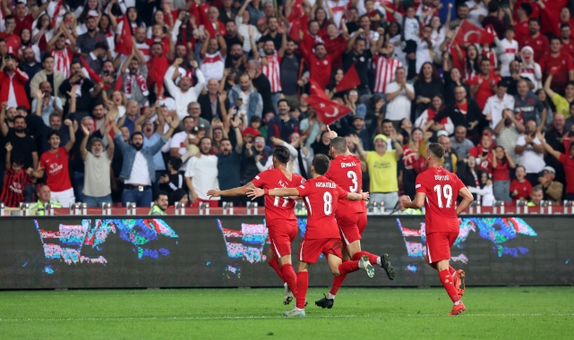 A Milli Takım 1 golle 3 puanı aldı!