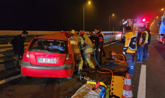 Anadolu Otoyolunda otomobil, TIR’a çarptı: 4 yaralı