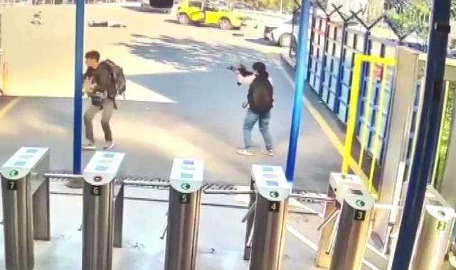 Ankara'da terör saldırısı! 5 şehit,19 yaralı