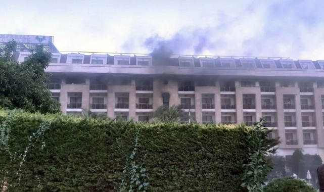 Antalya'da otel yangını kontrol altında