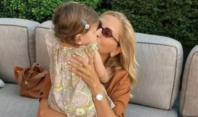 Arzu Sabancı ve torunu Arzu Alara'nın eylül anıları