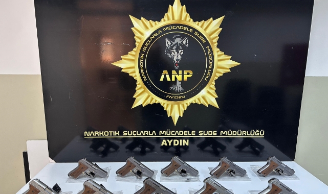 Aydın’da bir araçta 10 tabanca ele geçirildi   