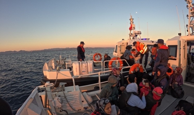 Ayvalık’ta 33 düzensiz göçmen yakalandı