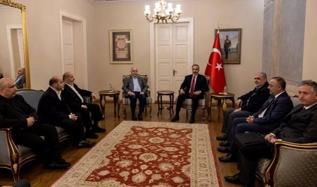 Bakan Fidan, İstanbul'da Hamas üyeleri ile görüştü