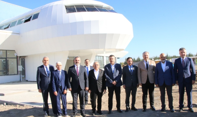 Bakan Tekin Kayseri’de
