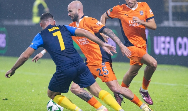 Başakşehir, Slovenya'da dağıldı