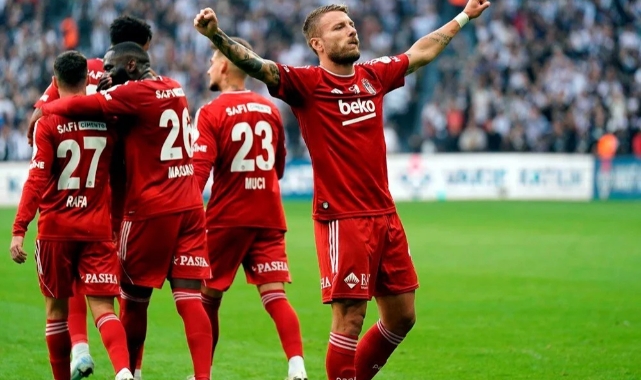 Beşiktaş evinde 2 golle kazandı