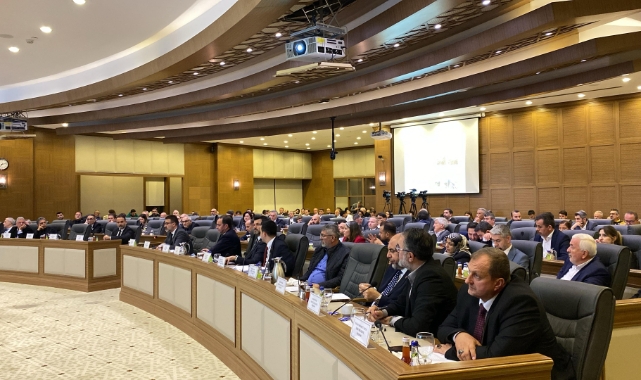 Bursa Büyükşehir Belediye Meclisinde İstanbul Sözleşmesi gerginliği