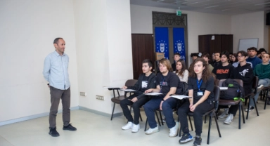 Bursa Büyükşehir’de stajyerlere oryantasyon eğitimi