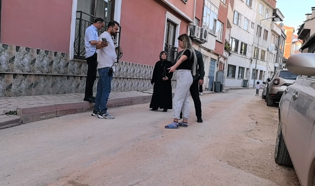 Bursa'da eski nişanlısının önünü kesip ateş etti