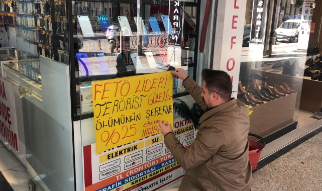 Bursa'da FETÖ elebaşının ölümüne indirim kampanyası yaptı