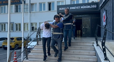 Bursa'da fuhuş operasyonu! 4 şüpheli yakalandı