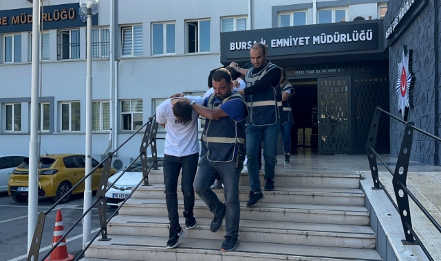 Bursa'da fuhuş operasyonu! 4 şüpheli yakalandı