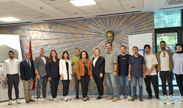 Bursa'da güvenli bir çevrede yaşam hakkı için mimarlık konuşuldu
