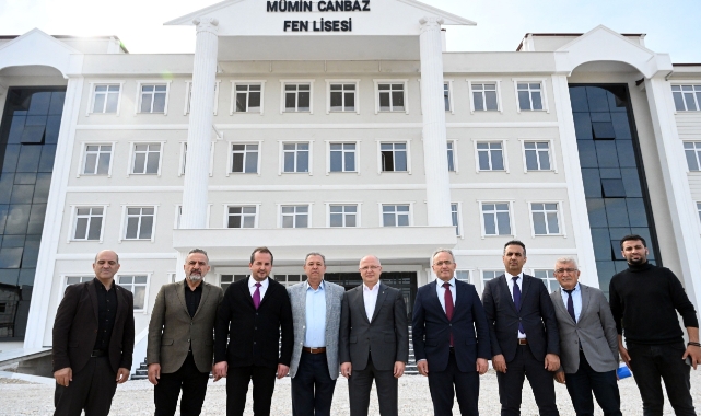 Bursa'da Mümin Canbaz Fen Lisesi'nde eğitime geri sayım başladı