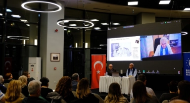 Bursa'da Nâzım Hikmet gecesi