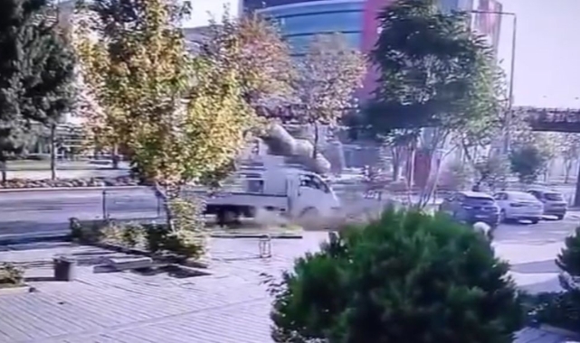 Bursa'da zincirleme kaza! Önce yolcu alan minibüse ardından kamyonete çarptı