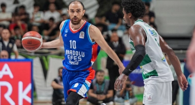 Bursaspor Basketbol, Anadolu Efes'e mağlup oldu