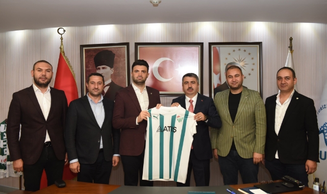 Bursaspor'dan Yıldırım Belediye Başkanı Oktay Yılmaz'a ziyaret
