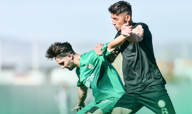Bursaspor deplasmanda Anadolu Üniversitesi Spor Kulübü'nü 1-0 yendi