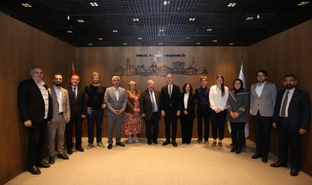 Cenon heyeti kardeşliği resmiyete dökmek için İnegöl'e geldi