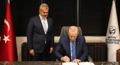 Cumhurbaşkanı Erdoğan'dan, Hatay Büyükşehir Belediye Başkanı Öntürk'e ziyaret