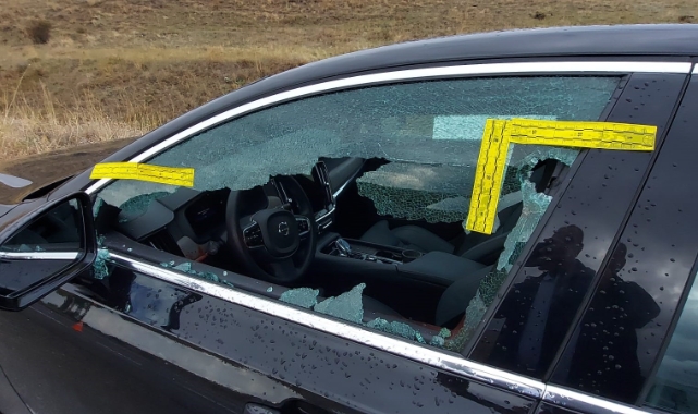 Erzurum'da park halindeki otomobilde erkek cesedi bulundu