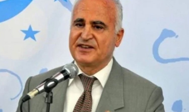 Eski Savunma Bakanı Sabahattin Çakmakoğlu hayatını kaybetti