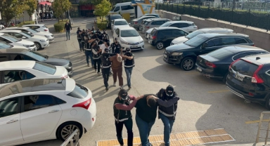 Eskişehir'de silah ticareti yapan şahıslara operasyon!
