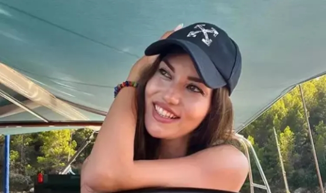 Fahriye Evcen sosyal medyayı salladı