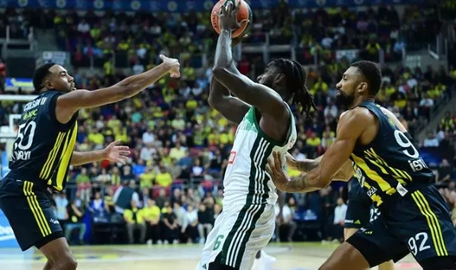 Fenerbahçe evinde Pana'ya kaybetti