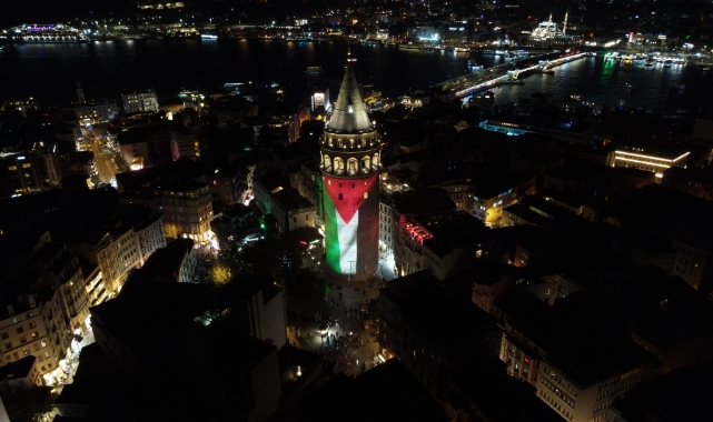 Galata Kulesi’ne Filistin Bayrağı yansıtıldı