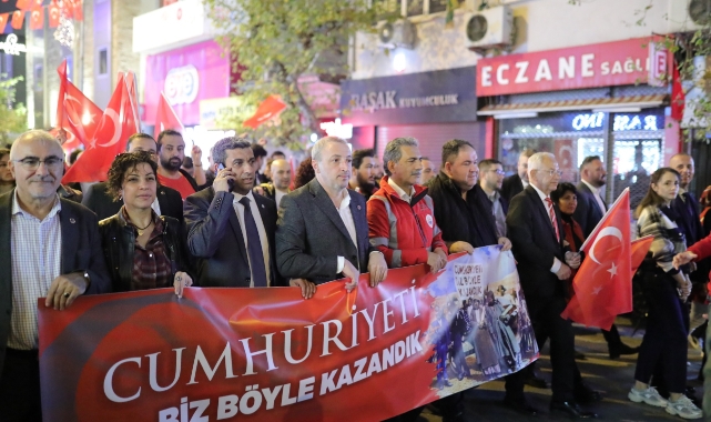 Gemlik’te Cumhuriyet Bayramı Coşkusu