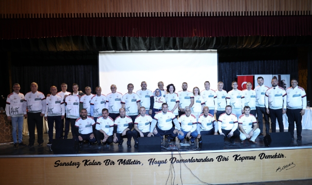 Gemlik’te hizmet yağmuru sürüyor