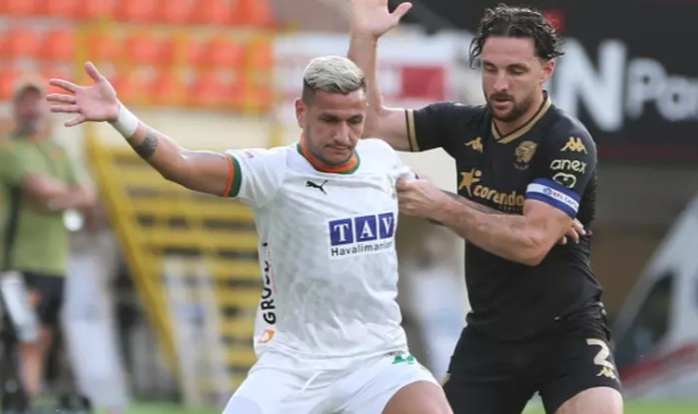 Hull City Alanyaspor'u 2 golle geçti!
