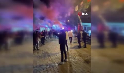 İzmir'de jandarma astsubaydan zeybek şov
