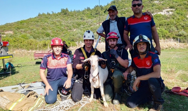 İzmir İtfaiyesi’nden yürekleri ısıtan kurtarma operasyonu
