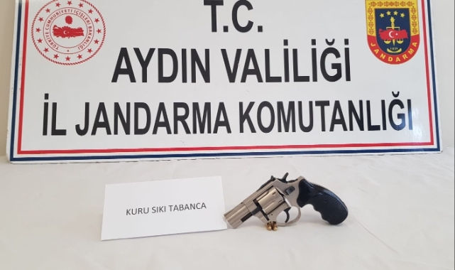 Jandarma ruhsatsız silah taşıyanları affetmedi