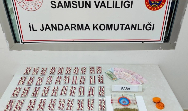 Jandarmadan uyuşturucu tacirine suçüstü