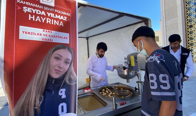 Kars'ta Şeyda Yılmaz hayrına lokma dağıttılar
