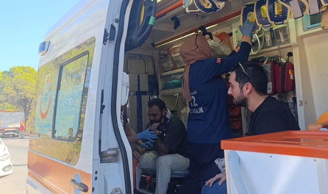 Karşı şeride geçen otomobil kamyona çarptı
