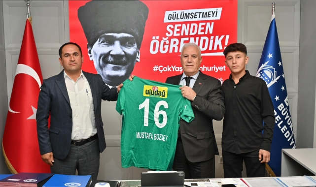 Kayapa Muhtarı Turgay Kadir'den Başkan Bozbey'e ziyaret