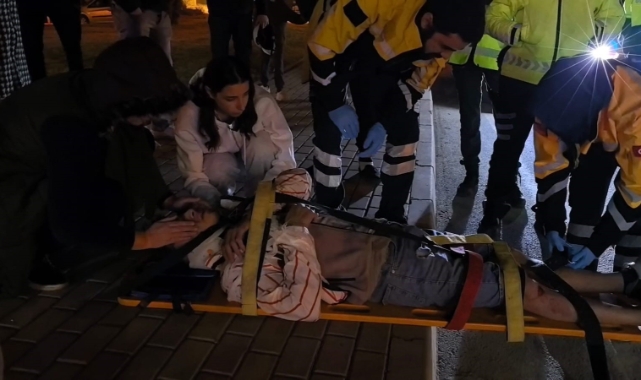 Kazada yaralanan oğlunu gören anne gözyaşı döktü