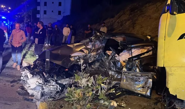 Kontrolden çıkan TIR can aldı:1 ölü